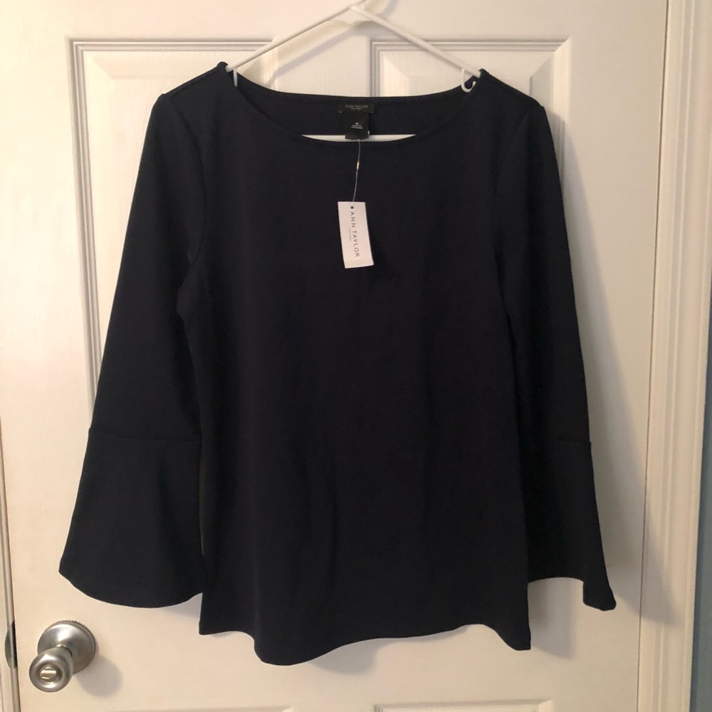 Final Price**Ann Taylor Mid Sleeve Shirt